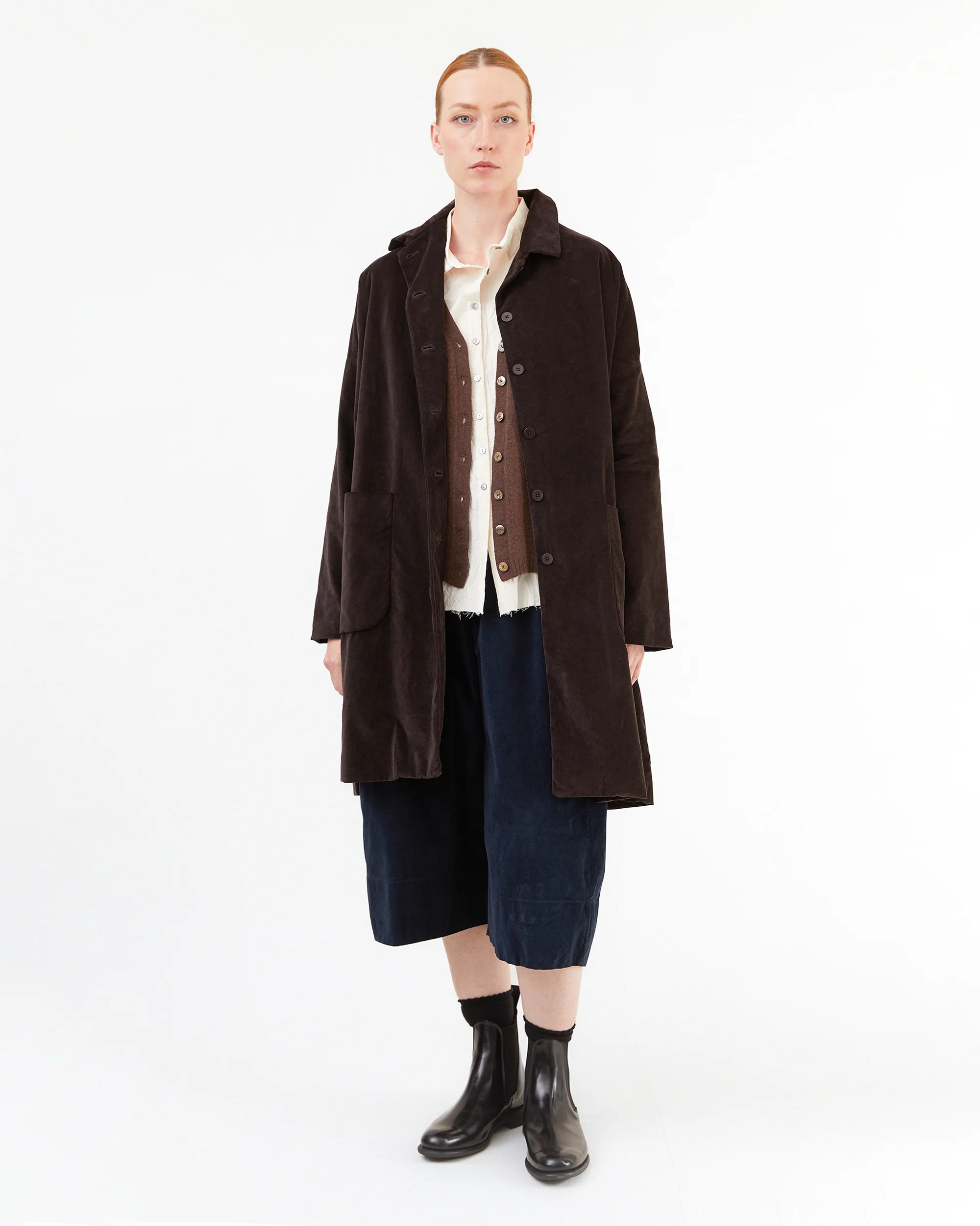 Album Di Famiglia Wide Velvet Trousers in Ink - Image 5