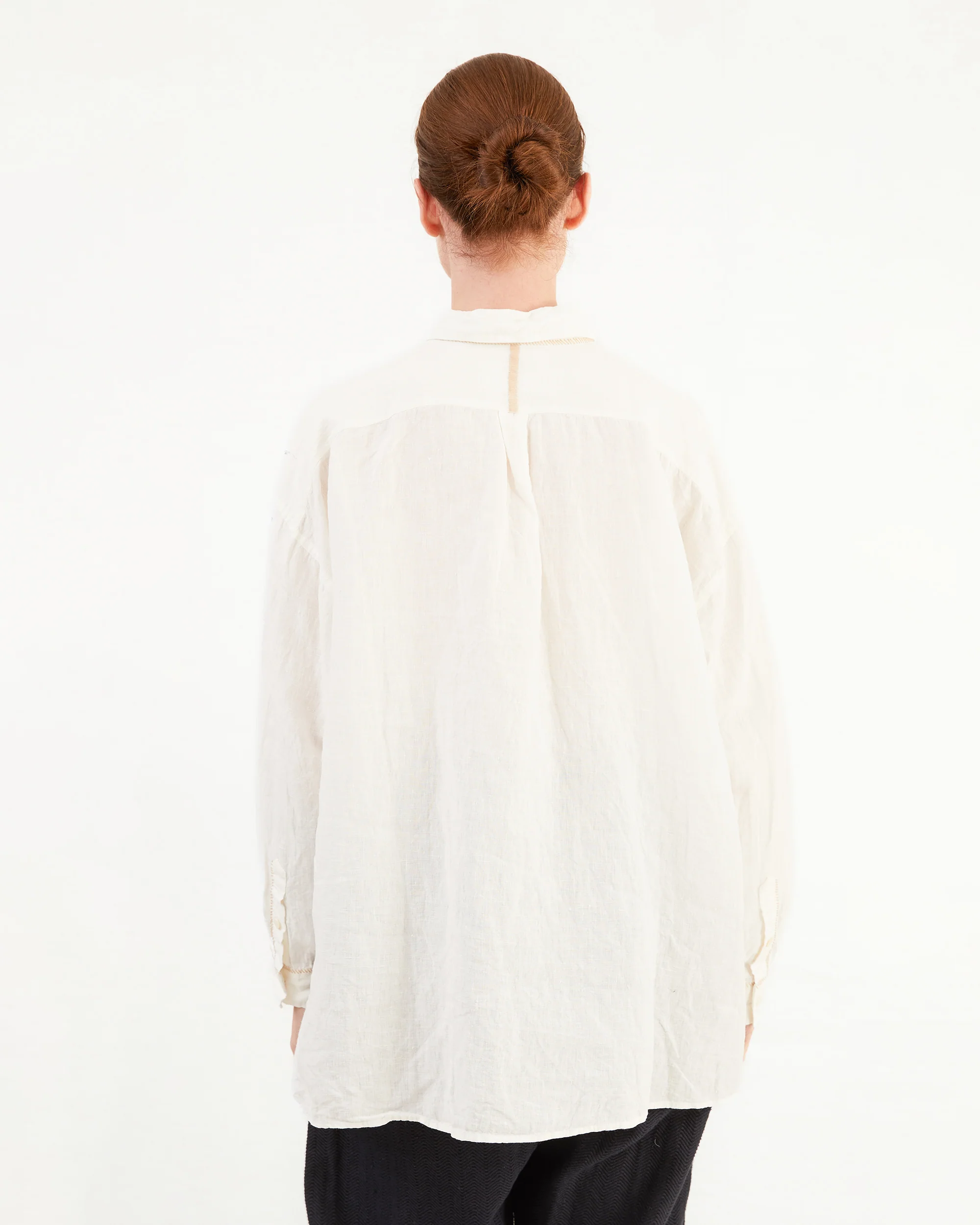 Guptiha Women's Linen Tunic Shirt in Off-White - Image 4