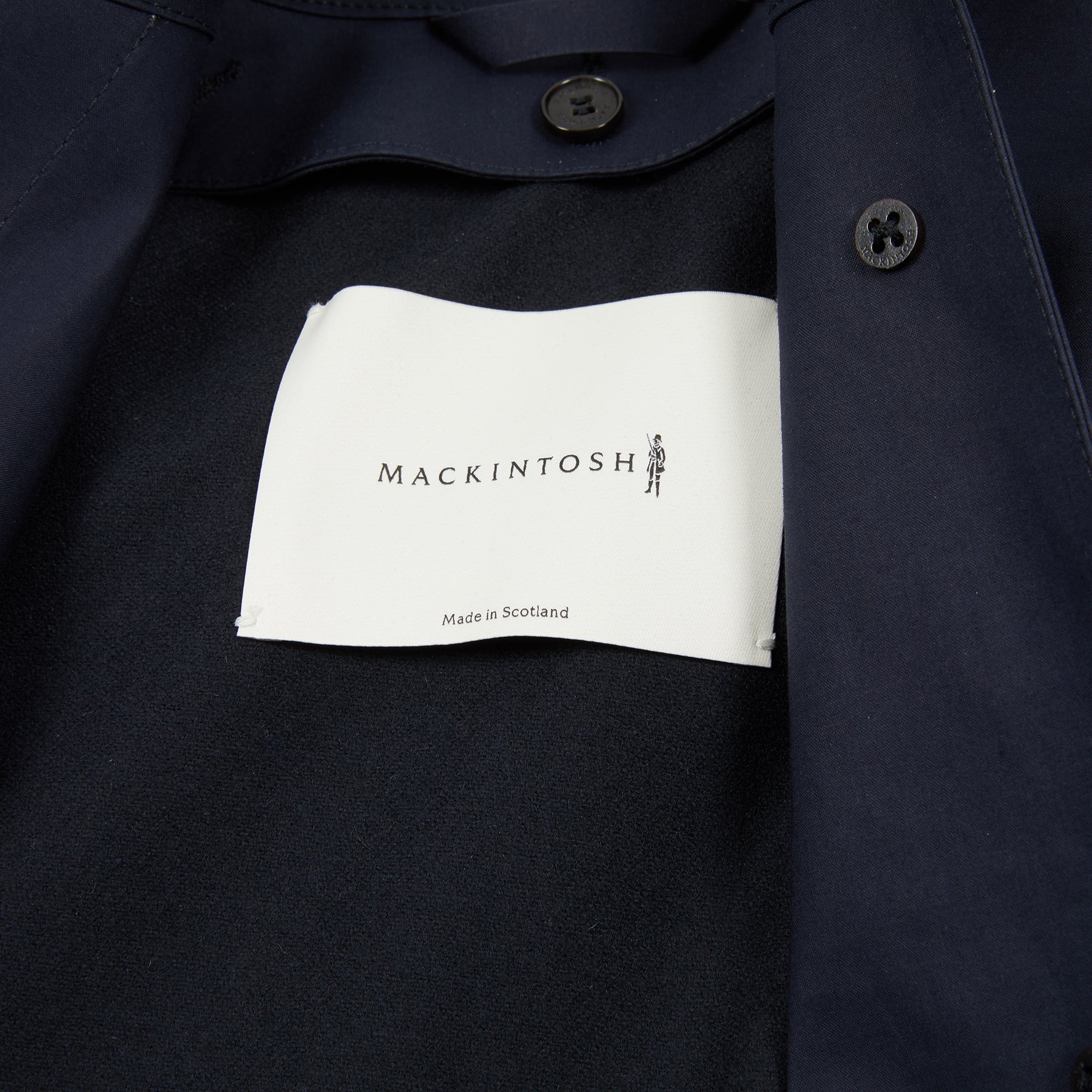 Mackintosh Dunoon Bonded Cotton Raincoat with Wool Liner in Navy - Image 3