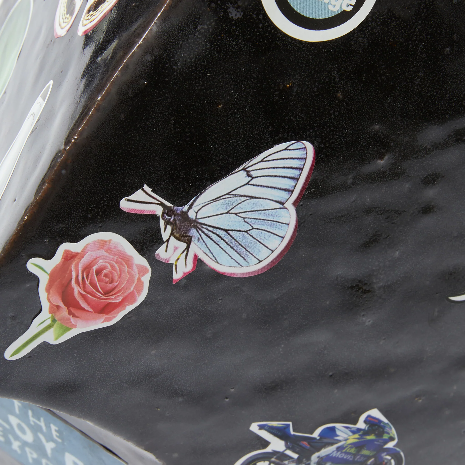 Sticker Vase by Matthias Kaiser - Image 5